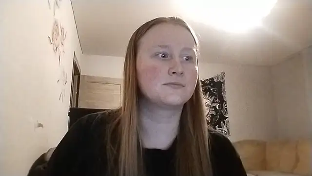 AnikaLipps online show from May 15, 2026, 11:14 pm