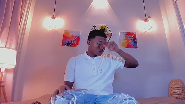 hanssmitt online show from March 14, 2026, 6:47 pm