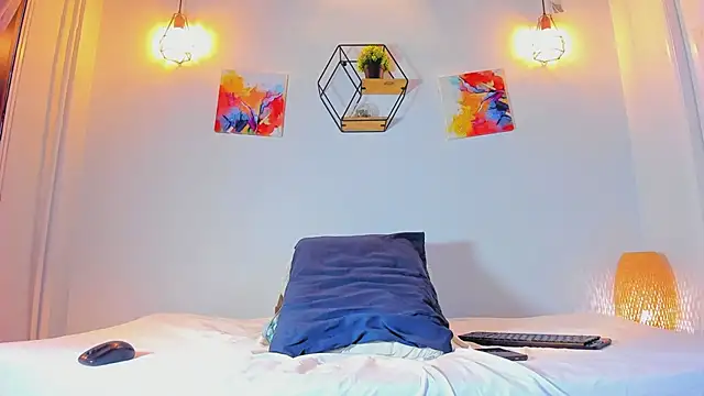 hanssmitt online show from March 20, 2026, 7:15 pm