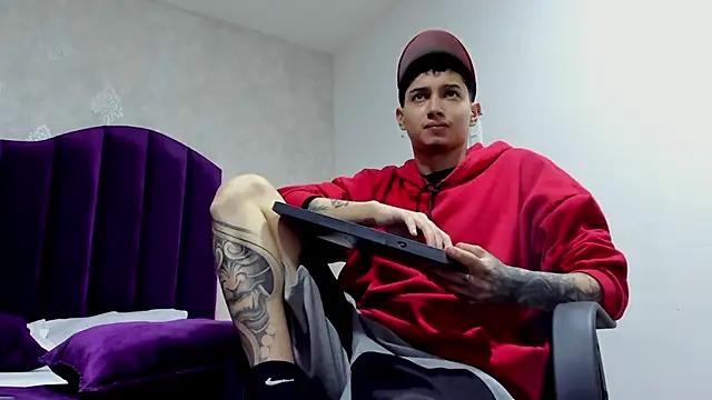 Snapshot of JoshBeech chatting on February 25, 2026, 12:38 pm JoshBeech online show from February 25, 2026, 12:38 pm