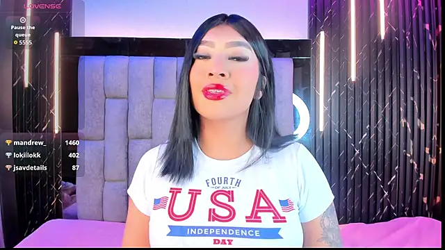 CamilaParisi online show from July 4, 2026, 11:38 am