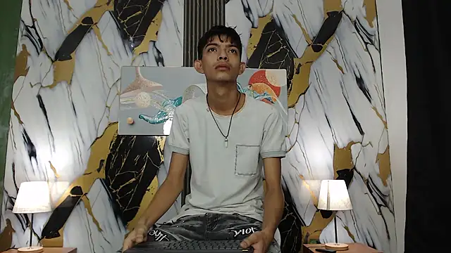 KITTY BOSH online show from March 13, 2026, 1:16 pm