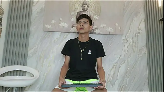 KITTY BOSH online show from April 13, 2026, 1:15 pm