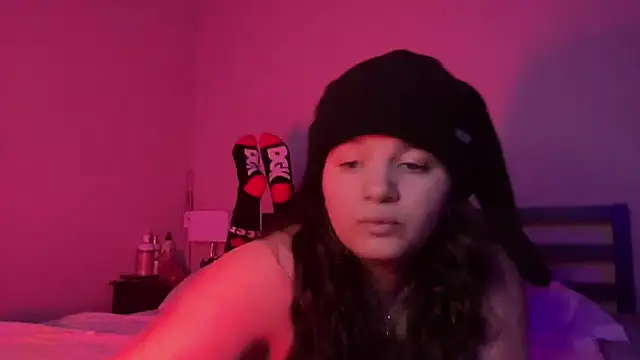 Snapshot of SoyOceanne chatting on February 28, 2026, 10:53 pm SoyOceanne online show from February 28, 2026, 10:53 pm