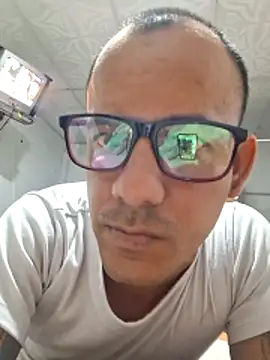 VictorAlvarez2026 online show from February 27, 2026, 2:45 am