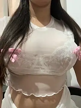 BabiCastelari online show from February 20, 2026, 1:35 pm