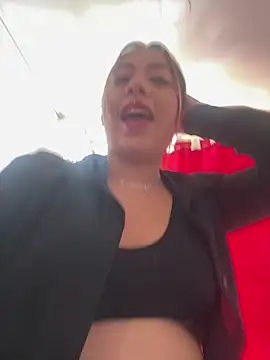 Emiily joee  online show from April 12, 2026, 7:17 pm