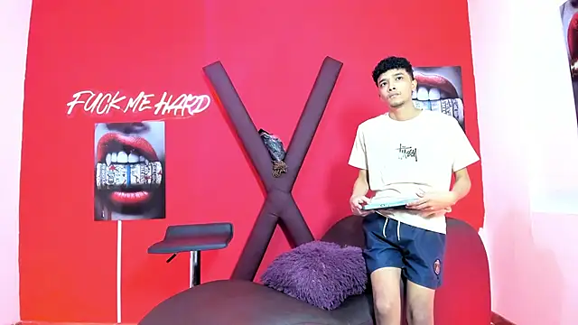 YOUNG BOYS HELL online show from March 22, 2026, 11:17 pm