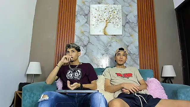 YOUNG BOYS HELL online show from March 26, 2026, 1:26 am