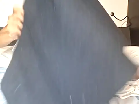 Snapshot of Cinnamonbunn chatting on March 5, 2026, 6:54 am Cinnamonbunn online show from March 5, 2026, 6:54 am