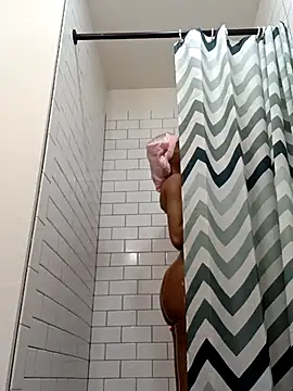 Snapshot of Cinnamonbunn chatting on March 15, 2026, 9:11 pm Cinnamonbunn online show from March 15, 2026, 9:11 pm