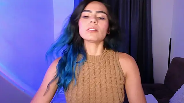 sexxylady11  online show from April 13, 2026, 11:09 pm