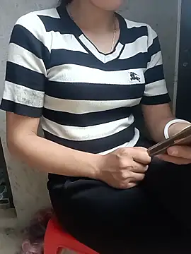 Thobaby112 online show from June 16, 2026, 11:38 pm