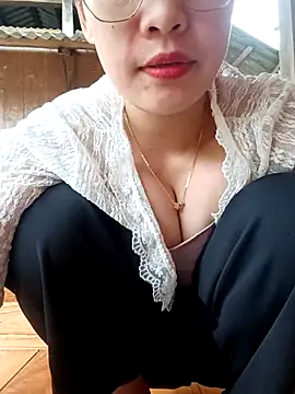 Eye-squirt online show from February 20, 2026, 6:26 am