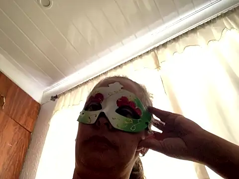 Charming-Layla online show from March 3, 2026, 6:31 am