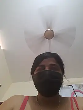 Tamil Luckly girl online show from April 4, 2026, 9:27 am