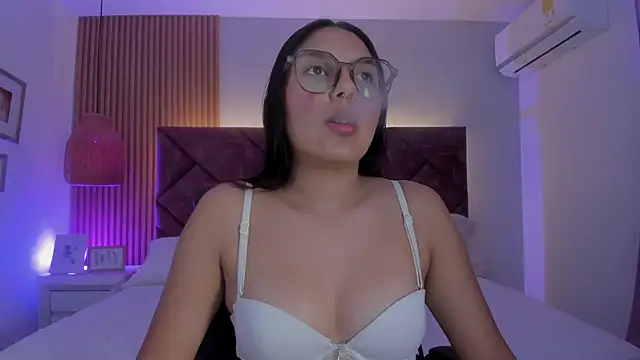 Snapshot of Miss_Lexy_ chatting on April 21, 2026, 8:04 pm Miss Lexy online show from April 21, 2026, 8:04 pm