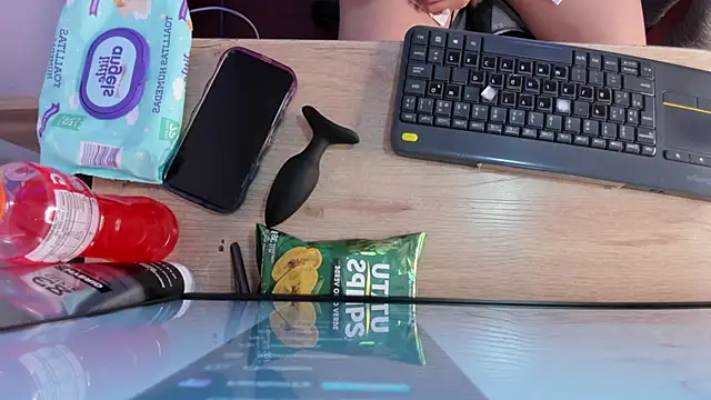 BarbieHannaB  online show from March 4, 2026, 7:21 pm