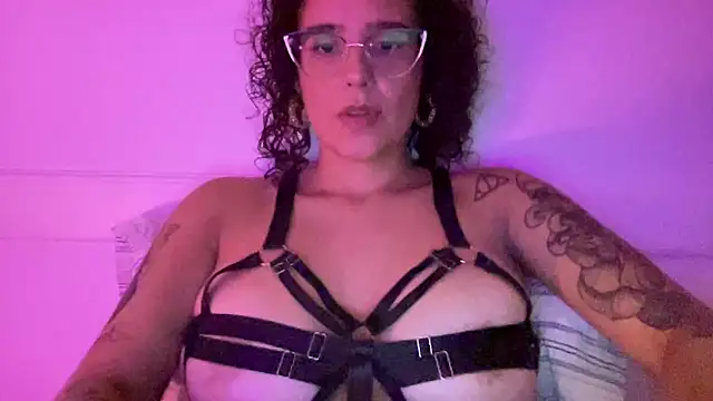 curlybb55 online show from March 8, 2026, 12:16 am