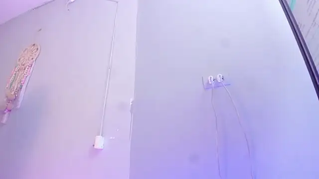 Snapshot of Amber_Novoa chatting on February 21, 2026, 12:18 pm Amber Novoa online show from February 21, 2026, 12:18 pm