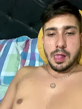 Snapshot of Heytincho chatting on February 15, 2026, 8:35 am Heytincho online show from February 15, 2026, 8:35 am