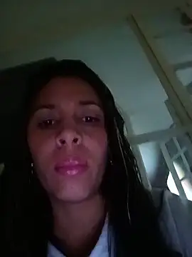 kiki milu online show from June 7, 2026, 1:33 am