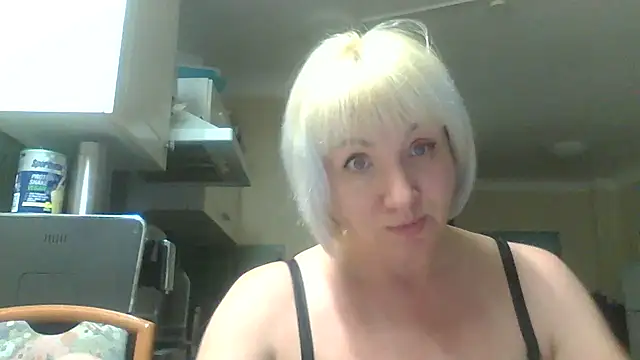 Snapshot of Alena1107 chatting on March 2, 2026, 9:44 pm Alena1107 online show from March 2, 2026, 9:44 pm