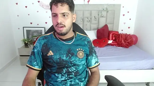 Snapshot of mister_fox723 chatting on February 25, 2026, 4:45 am mister fox723 online show from February 25, 2026, 4:45 am