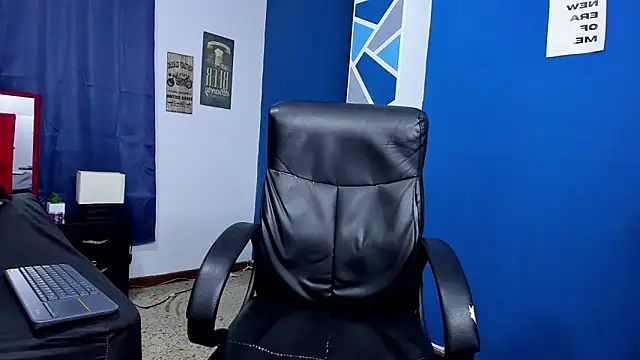 goodgirlxxl online show from April 4, 2026, 12:39 am