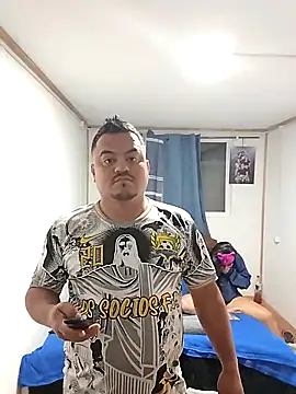 Snapshot of coupleCol90 chatting on March 1, 2026, 1:16 am coupleCol90 online show from March 1, 2026, 1:16 am