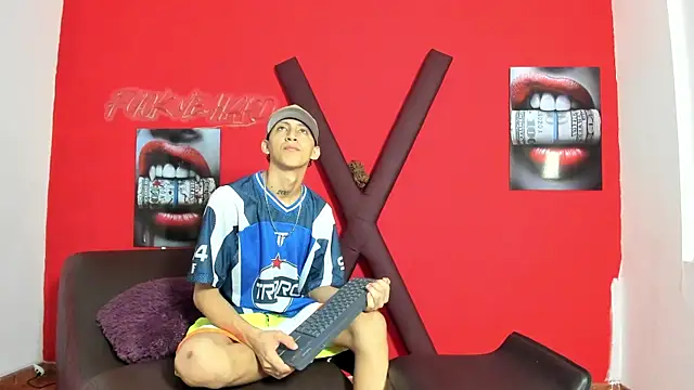 Snapshot of BOYS_PLAY chatting on February 25, 2026, 1:22 pm BOYS PLAY online show from February 25, 2026, 1:22 pm