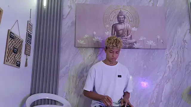 GOLD BOYS online show from April 19, 2026, 7:53 am