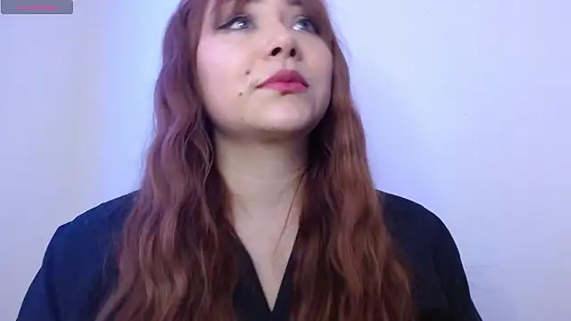 Snapshot of Sara25_07 chatting on February 18, 2026, 5:05 am Sara25 07 online show from February 18, 2026, 5:05 am