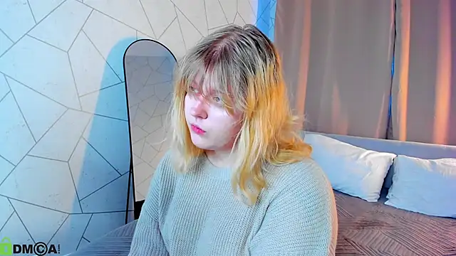 Snapshot of luna_c0ra chatting on March 1, 2026, 1:05 am luna c0ra online show from March 1, 2026, 1:05 am