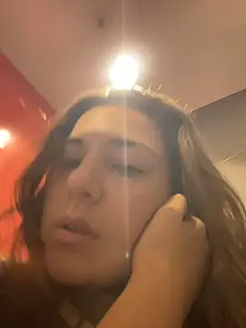 Snapshot of kate_nicepops999114 chatting on February 18, 2026, 8:00 am kate nicepops999114 online show from February 18, 2026, 8:00 am