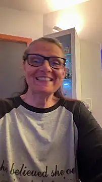 Dance Lady online show from April 27, 2026, 7:01 pm