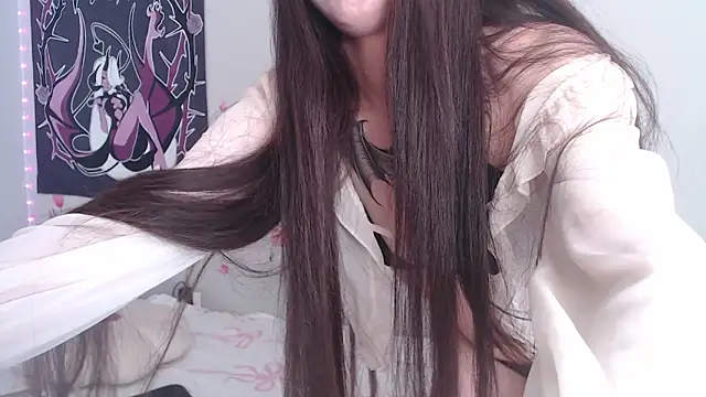 AhriStellar online show from June 14, 2026, 2:24 am