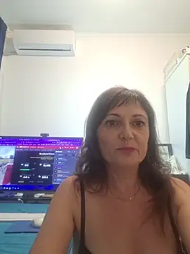 SaraGina online show from July 28, 2026, 8:52 pm