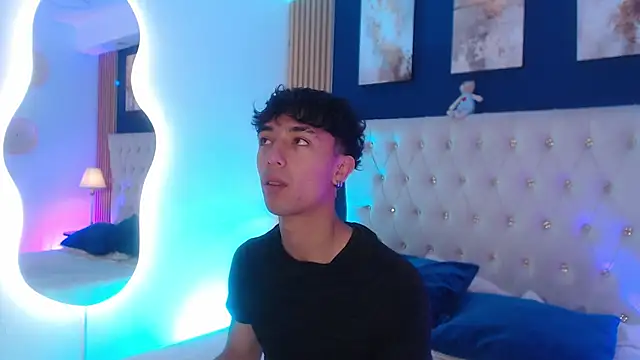 Aiden Rivers  online show from April 14, 2026, 12:54 pm