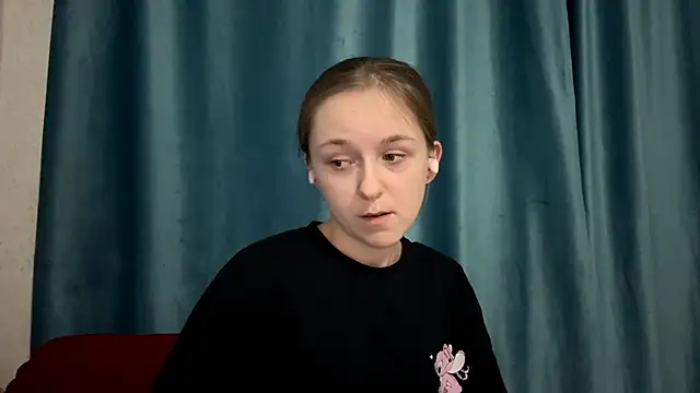 Snapshot of StaticBliss chatting on February 21, 2026, 12:45 am StaticBliss online show from February 21, 2026, 12:45 am