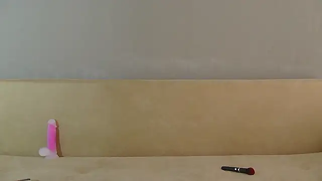 CandySurprise19 online show from March 3, 2026, 9:16 am