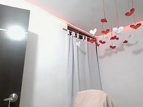 Lia1224 online show from February 16, 2026, 6:06 pm