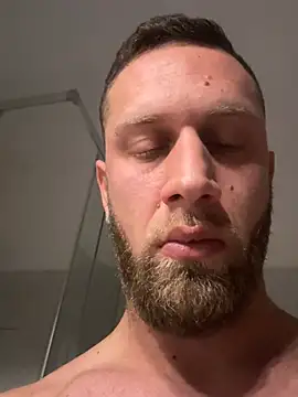 Snapshot of Tiziano94 chatting on February 21, 2026, 12:40 pm Tiziano94 online show from February 21, 2026, 12:40 pm