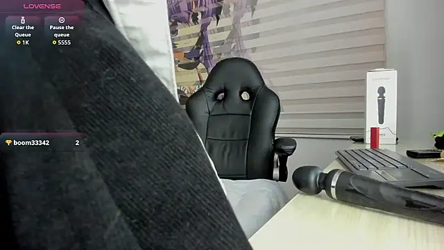 ZoeConti online show from March 10, 2026, 2:37 am