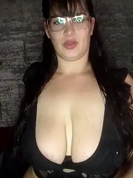 Tuputita11099 online show from June 11, 2026, 8:17 pm