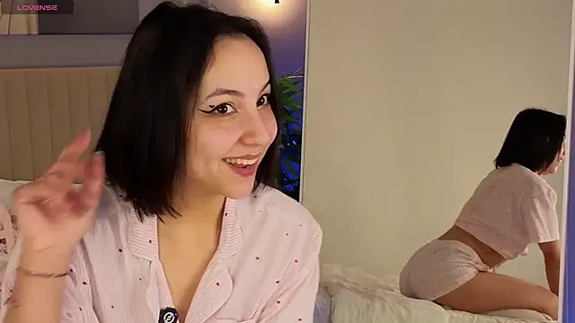 SweetElya online show from February 26, 2026, 8:14 am