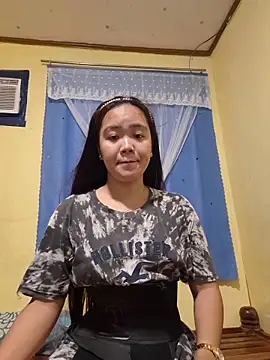 Snapshot of Polished_Princess chatting on June 2, 2026, 9:53 am Polished Princess online show from June 2, 2026, 9:53 am