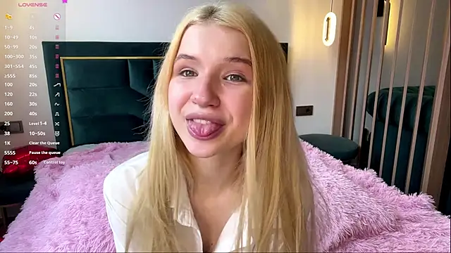 PrincessSwelgart online show from March 31, 2026, 1:35 pm