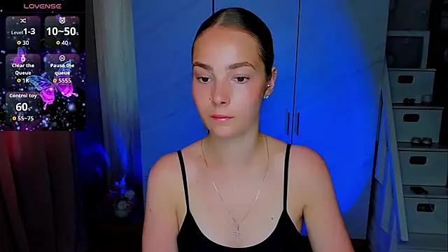 Maddy Wood  online show from July 2, 2026, 9:15 am