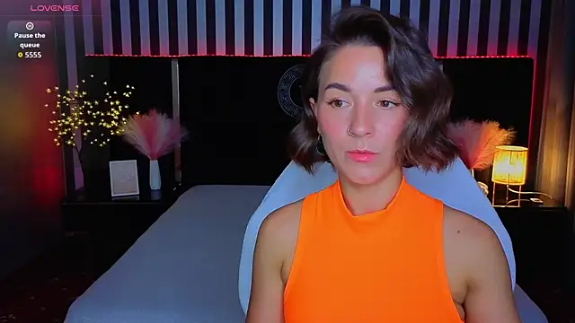 GracefulMichelle online show from June 14, 2026, 7:37 pm